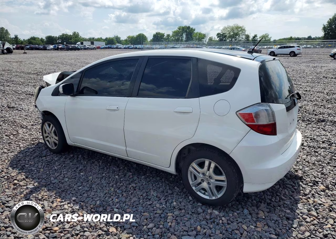 2012 Honda Fit VIN:JHMGE8H3XCC033957 - 2