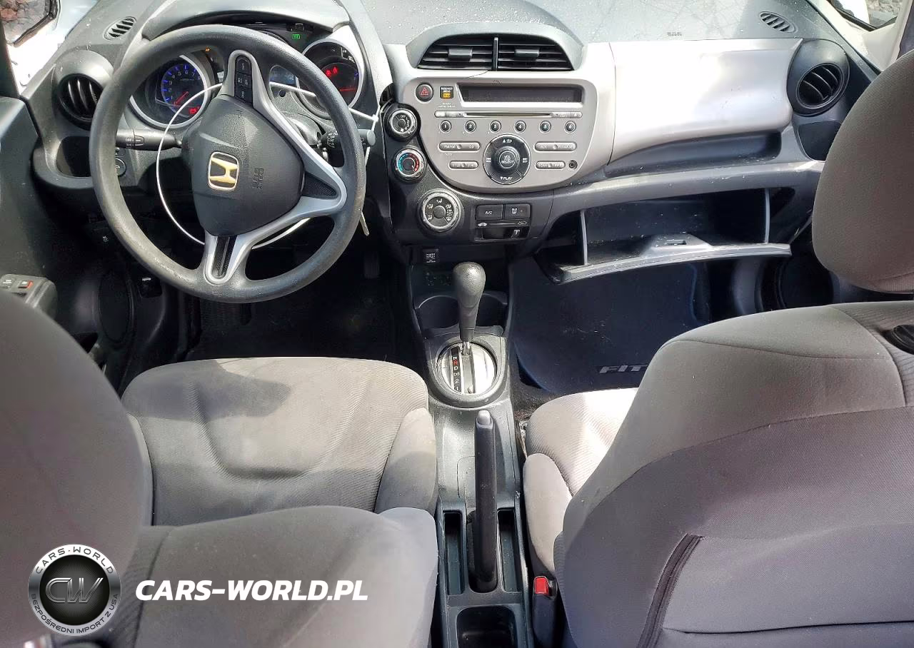 2012 Honda Fit VIN:JHMGE8H3XCC033957 - 8