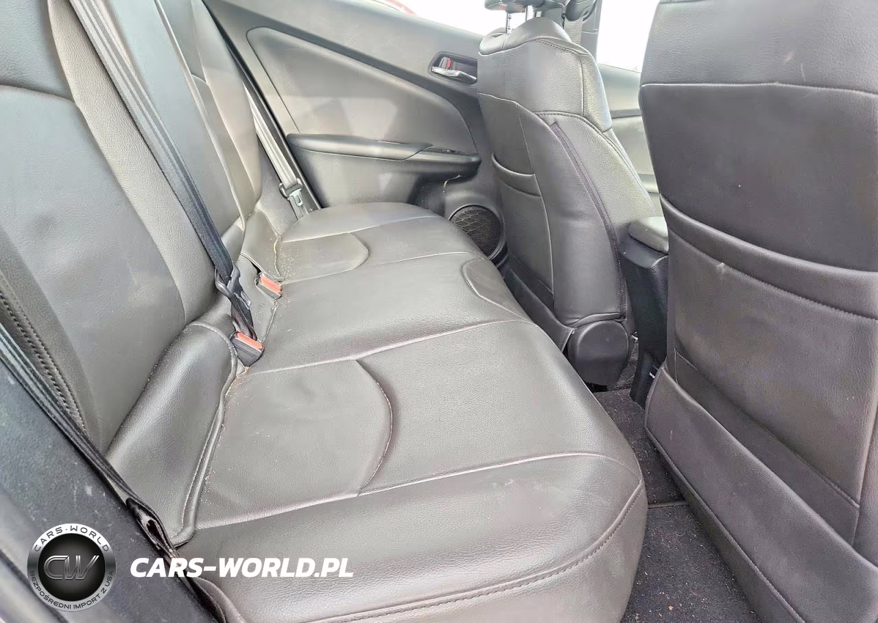 2017 Toyota Prius Three VIN:JTDKARFU7H3530836 - 10