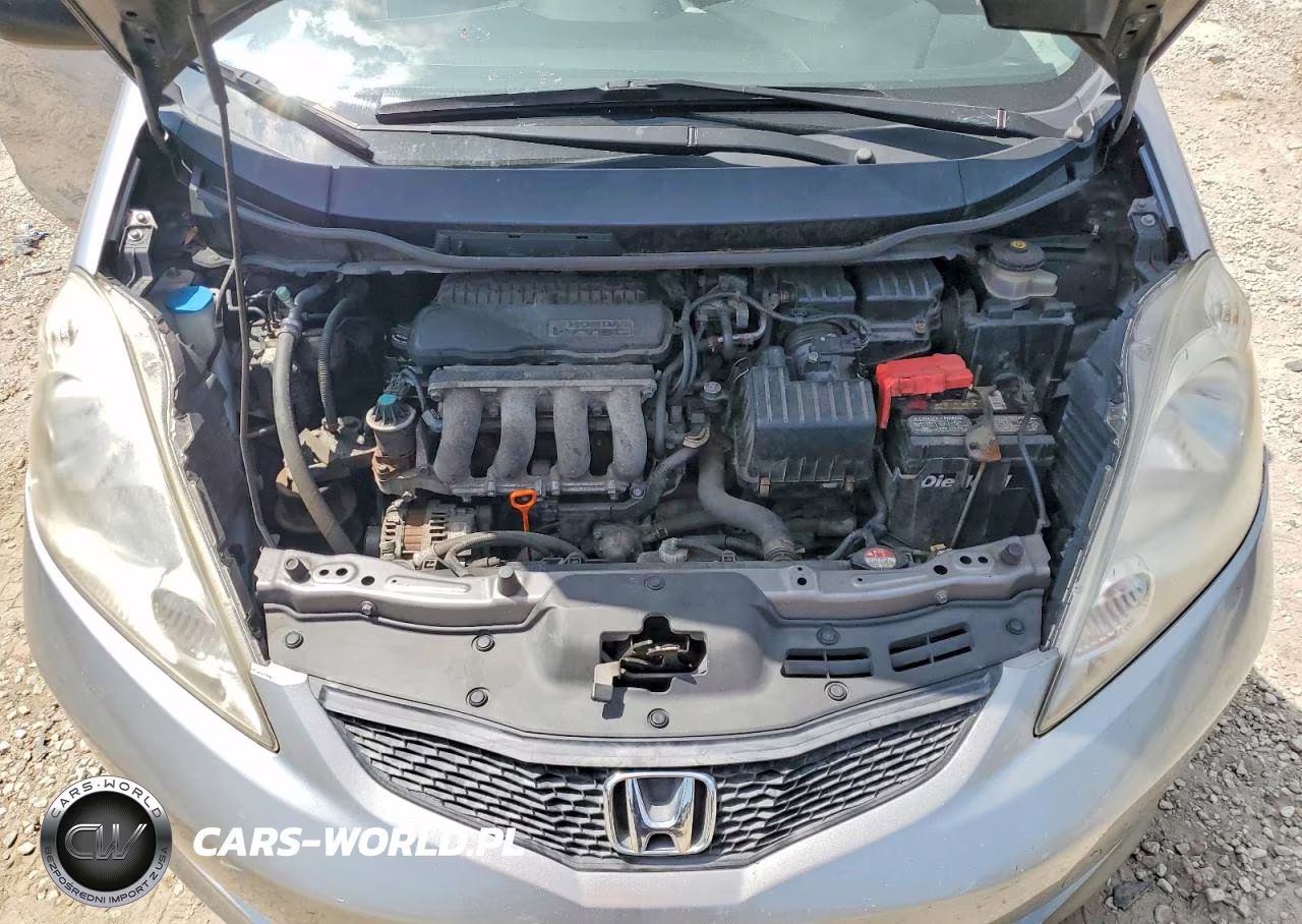 2010 Honda Fit Sport VIN:JHMGE8H62AS024554 - 11
