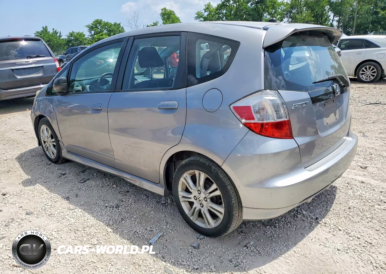2010 Honda Fit Sport VIN:JHMGE8H62AS024554 - 2