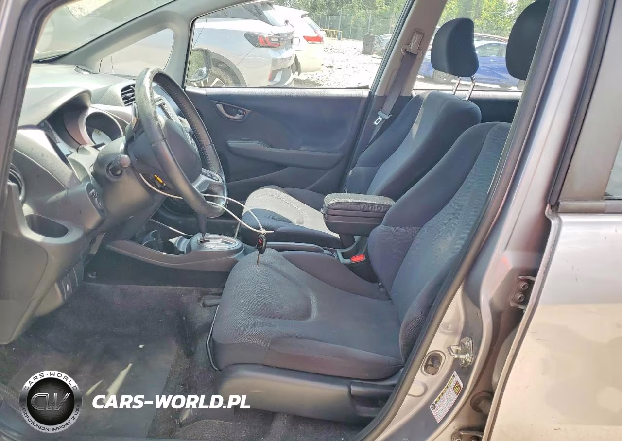 2010 Honda Fit Sport VIN:JHMGE8H62AS024554 - 7