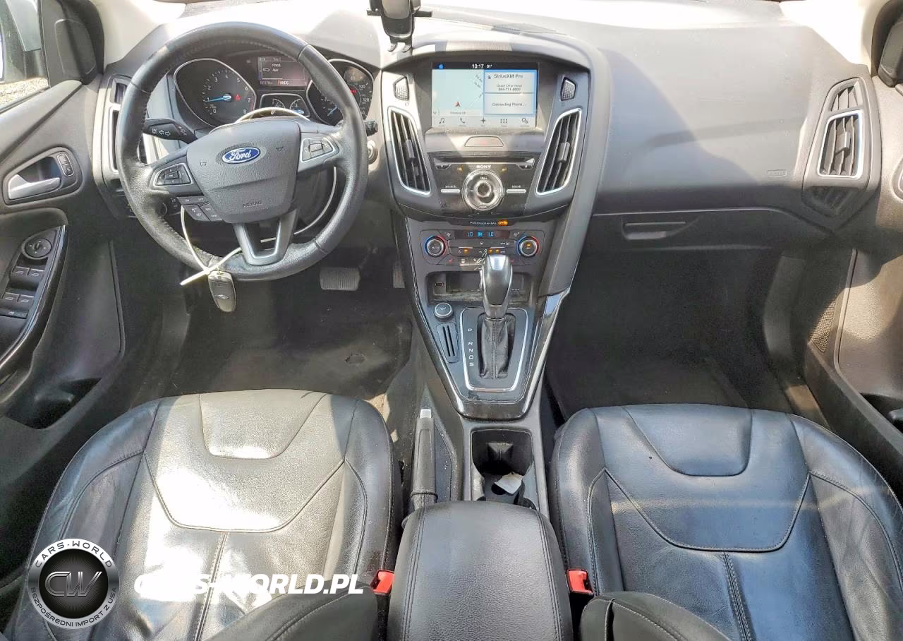 2016 Ford Focus Titanium VIN:1FADP3N24GL313978 - 8