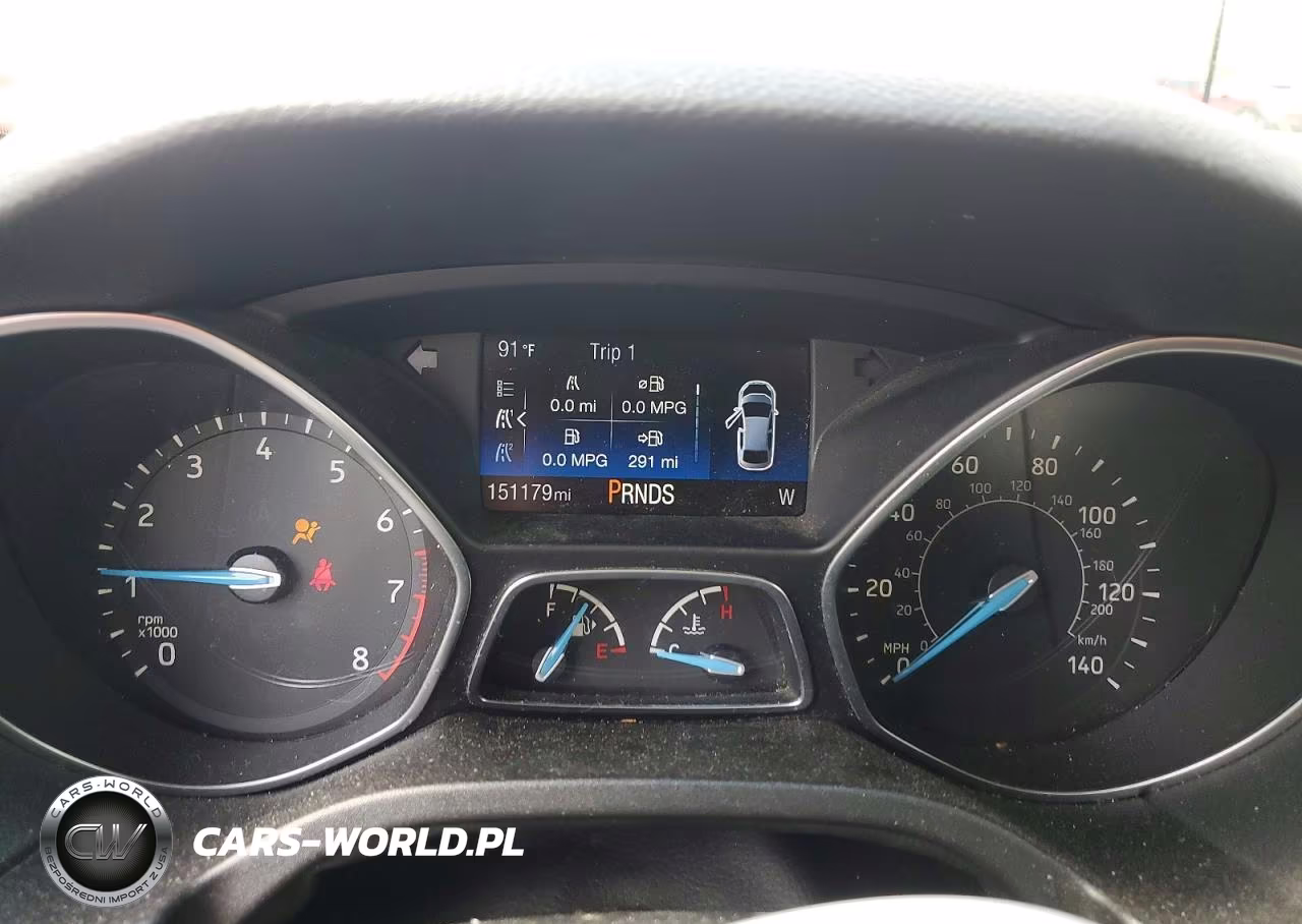 2016 Ford Focus Titanium VIN:1FADP3N24GL313978 - 9