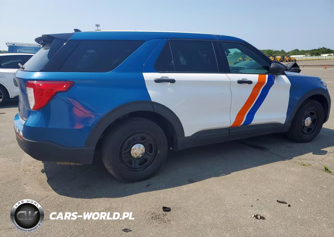 2021 Ford Explorer Police Interceptor VIN:1FM5K8AW9MNA14775 - 3