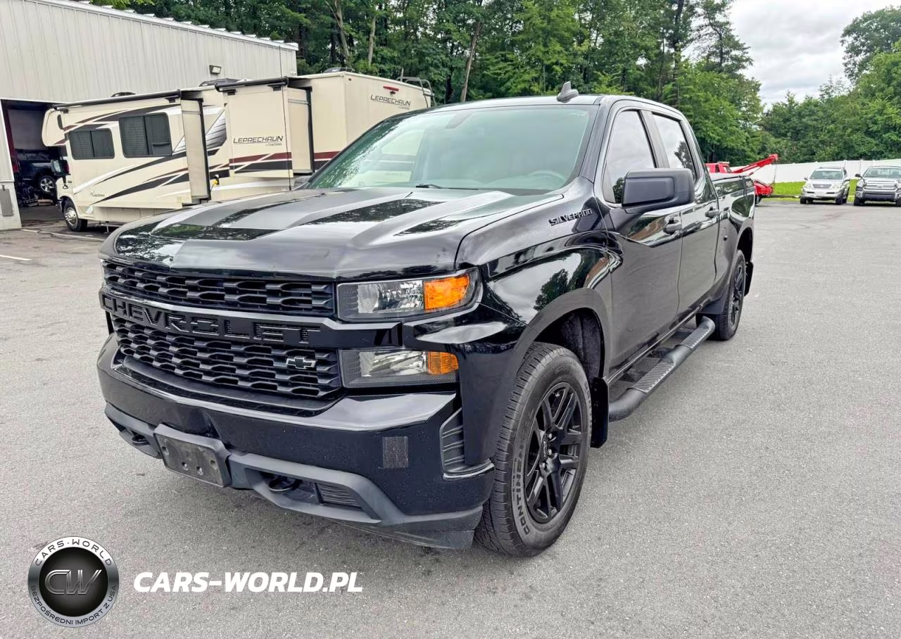2021 Chevrolet Silverado K1500 Custom