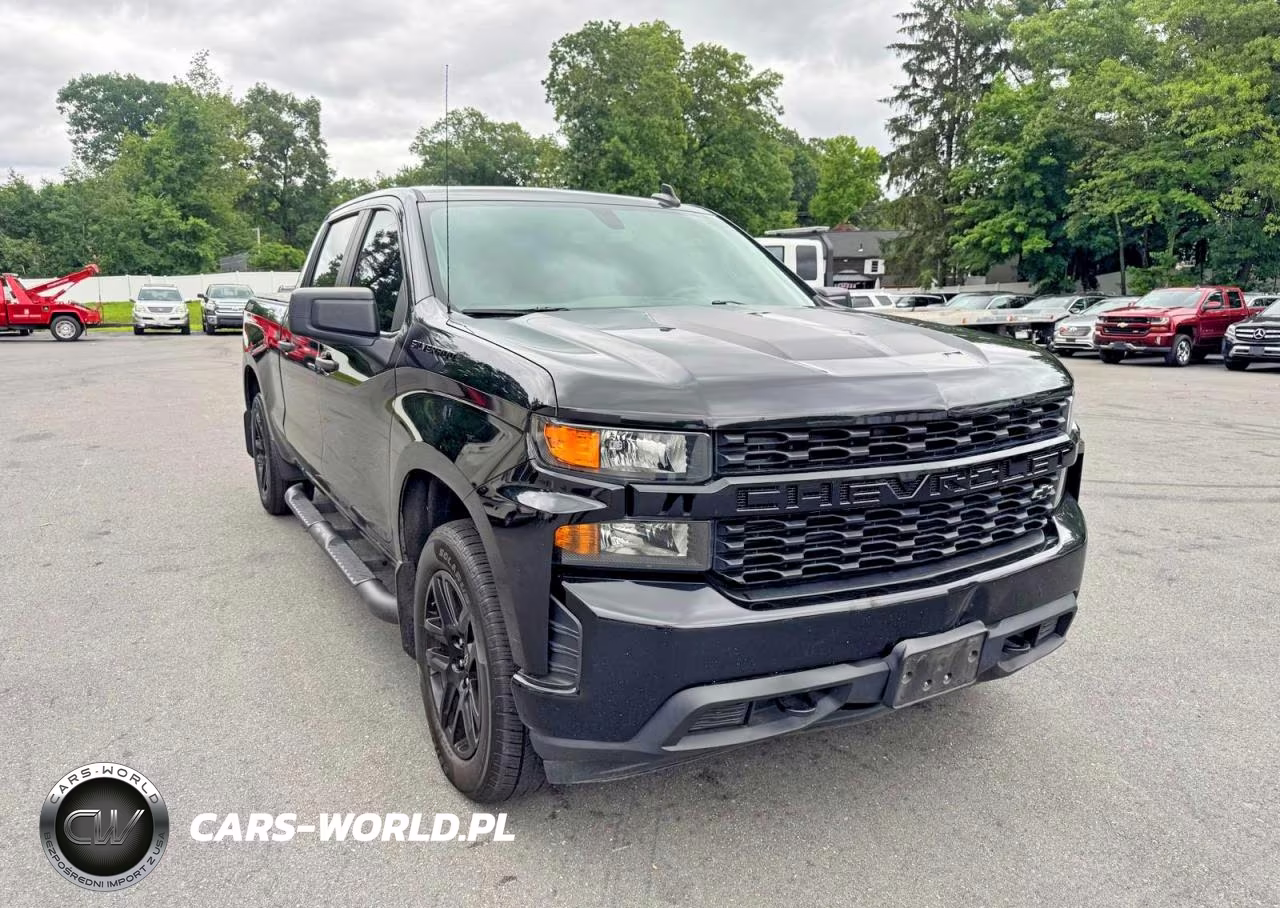 2021 Chevrolet Silverado K1500 Custom VIN:1GCPYBEK6MZ324018 - 4