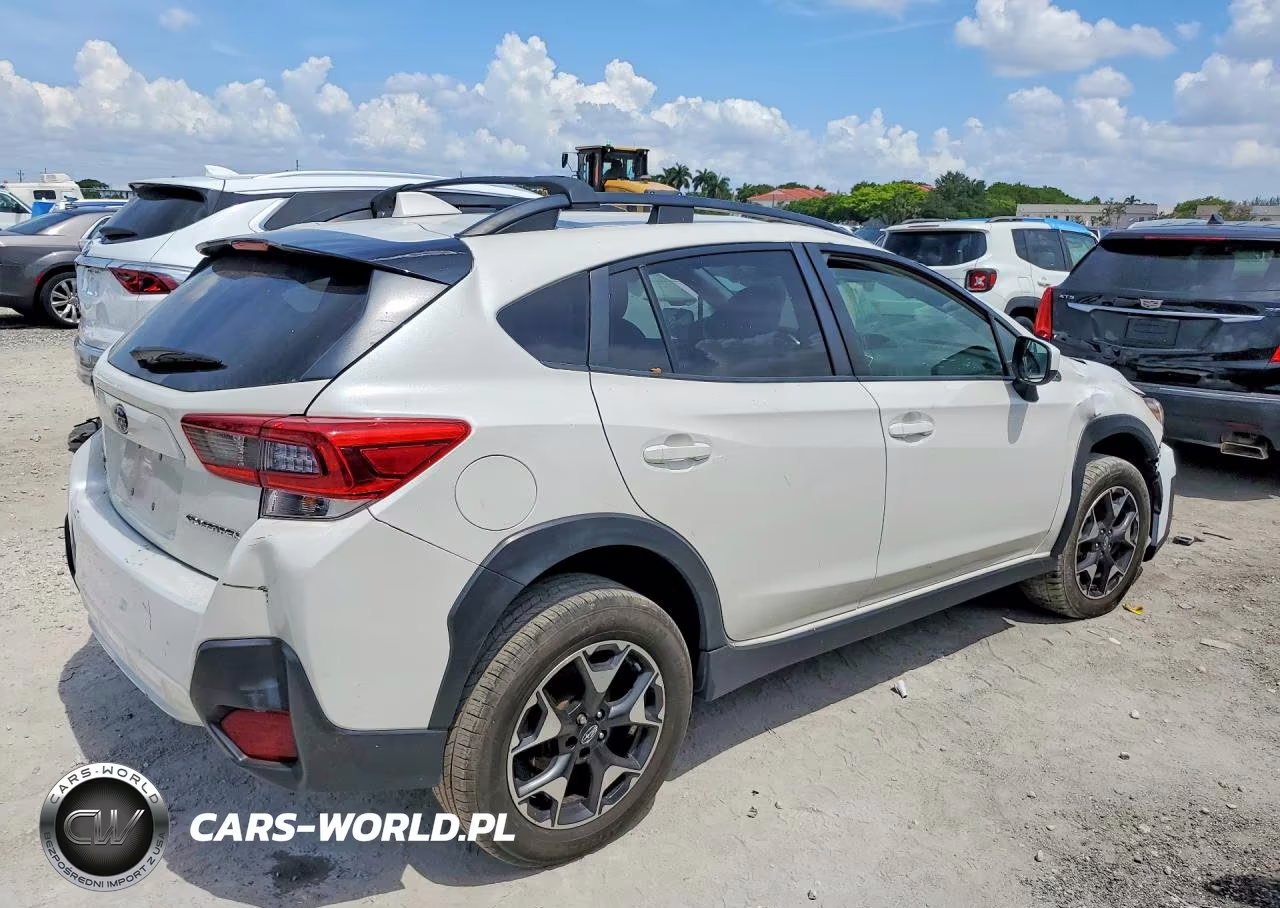 2020 Subaru Crosstrek Premium VIN:JF2GTAPC9L8217386 - 3