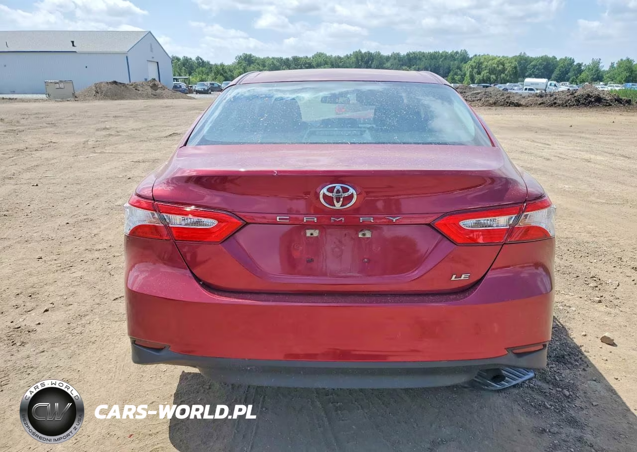 2018 Toyota Camry Le VIN:4T1B11HK2JU535855 - 6
