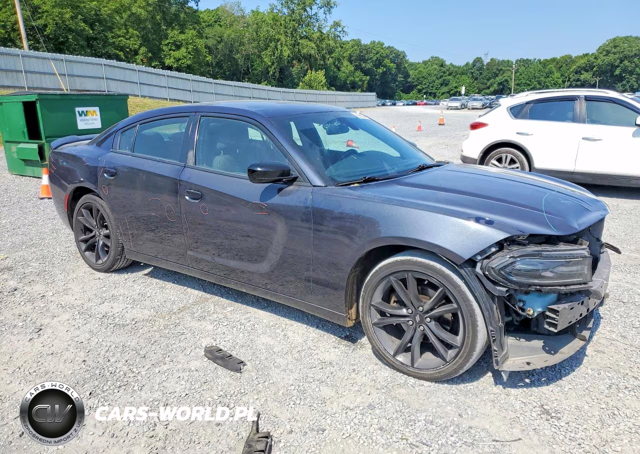 2018 Dodge Charger Sxt VIN:2C3CDXBG2JH336710 - 4