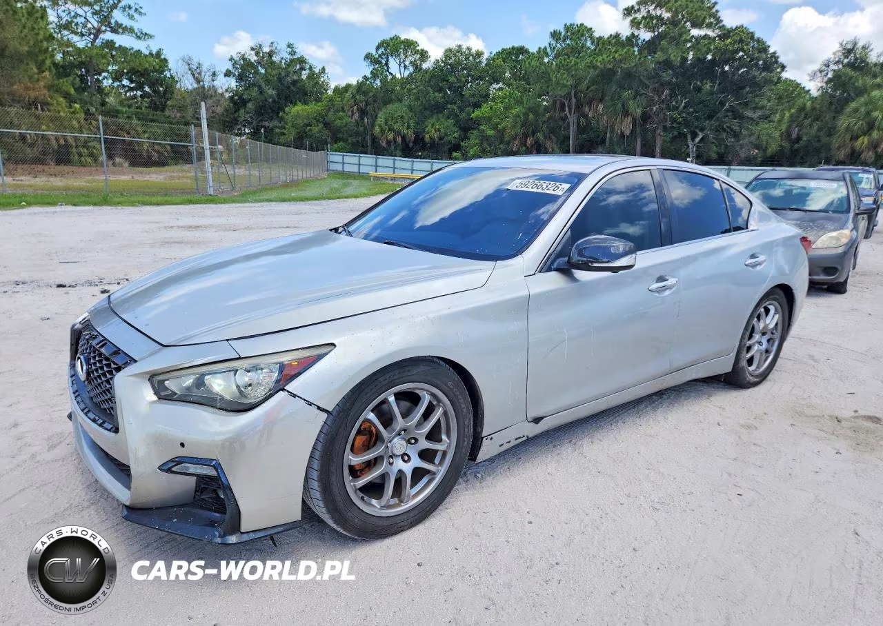 2017 Infiniti Q50 Red Sport 400 – zdjęcie 1 z 12