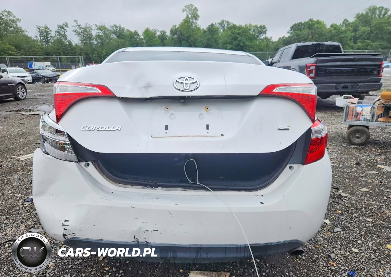2015 Toyota Corolla Le VIN:2T1BURHE5FC469150 - 6