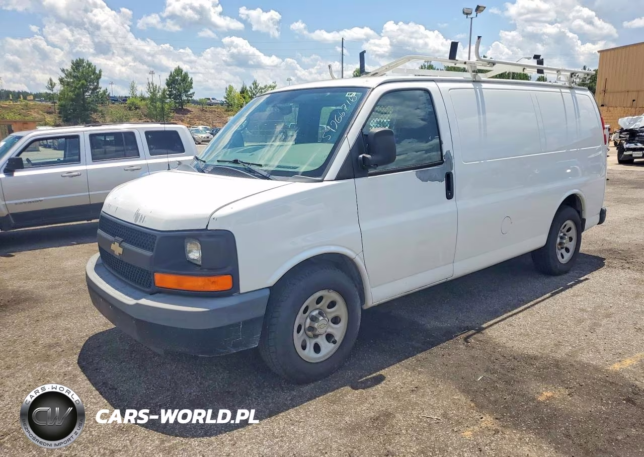 2013 Chevrolet Express G1500 – zdjęcie 1 z 13