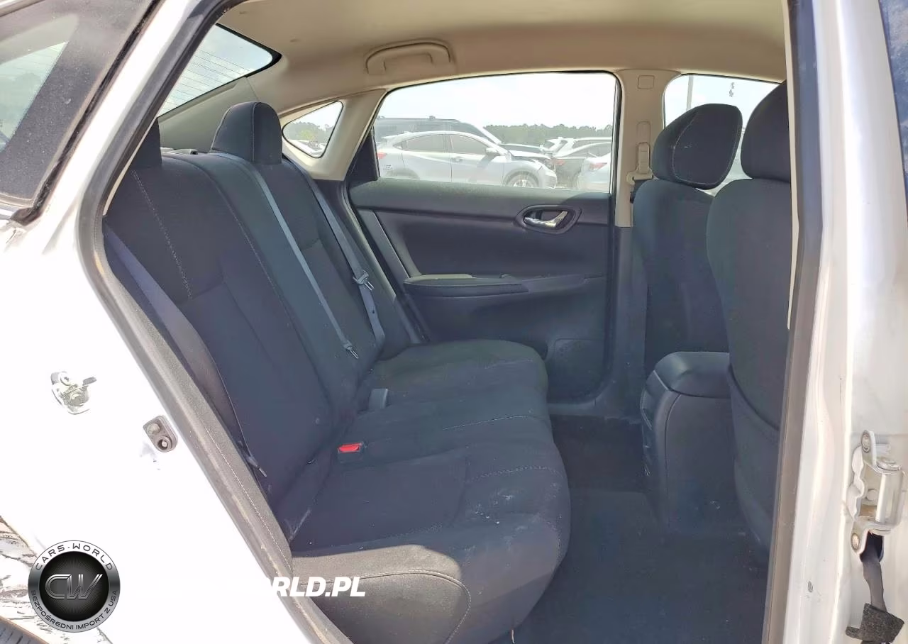 2018 Nissan Sentra S VIN:3N1AB7AP7JY236027 - 11