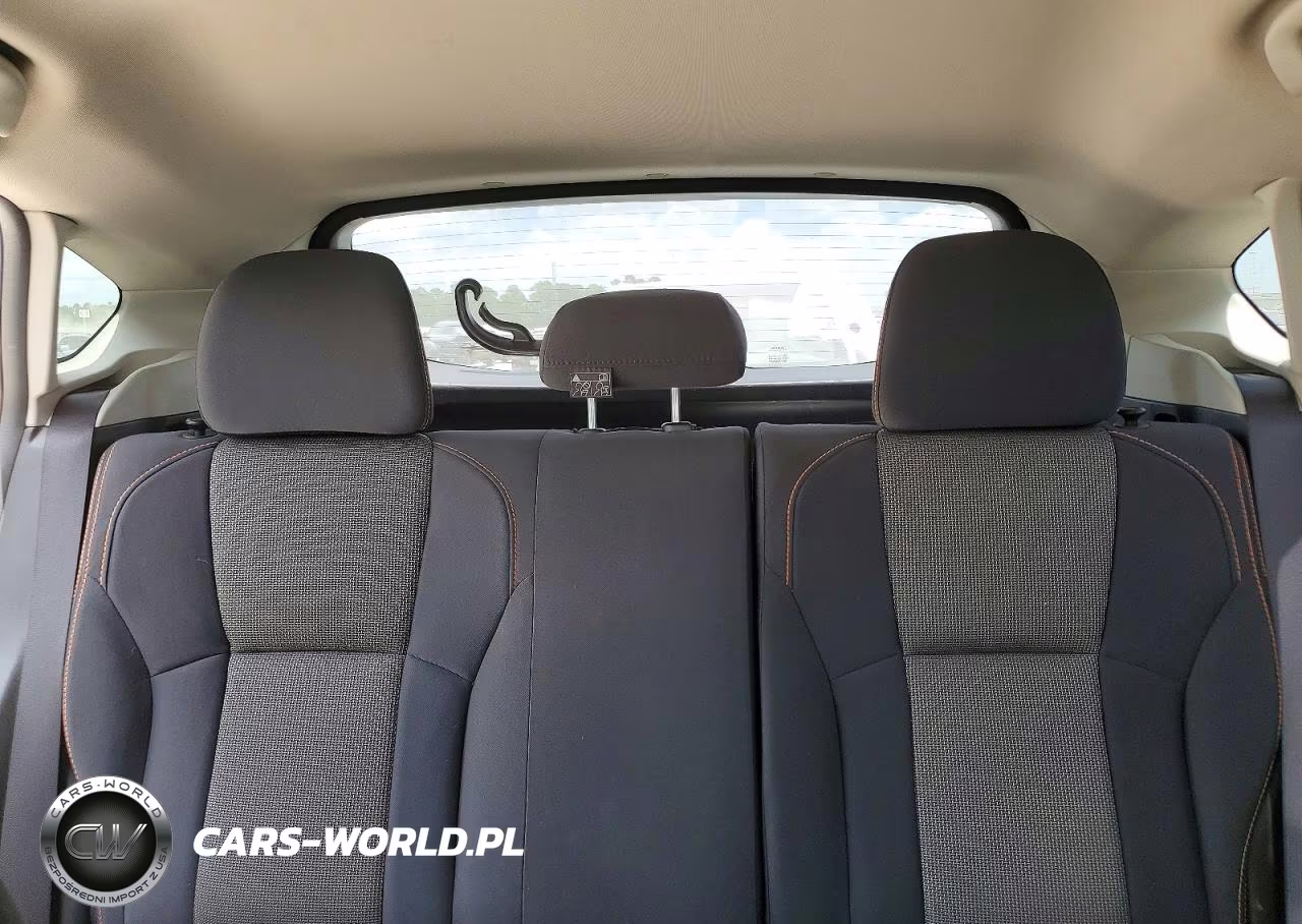 2018 Subaru Crosstrek Premium VIN:JF2GTABC2JH263016 - 10
