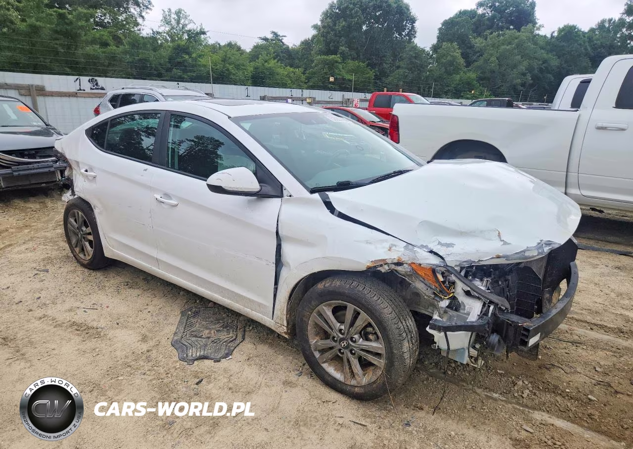 2018 Hyundai Elantra Value Edition VIN:5NPD84LF4JH315941 - 4