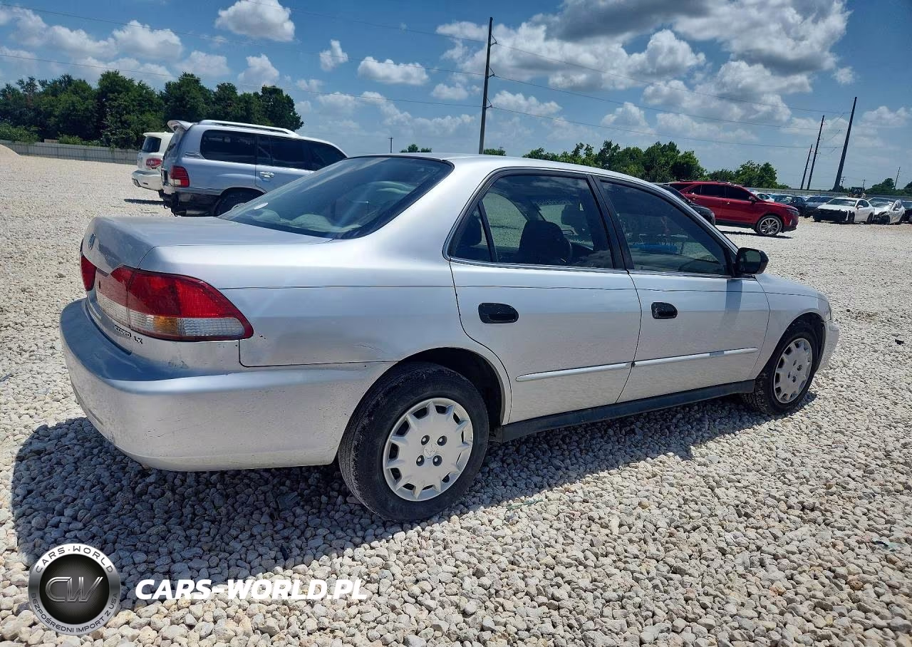 2001 Honda Accord Lx VIN:JHMCG56421C011256 - 3