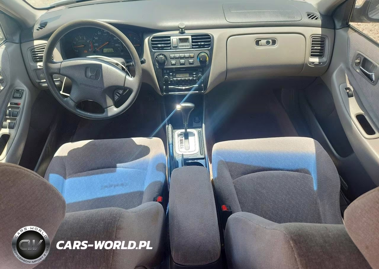 2001 Honda Accord Lx VIN:JHMCG56421C011256 - 8