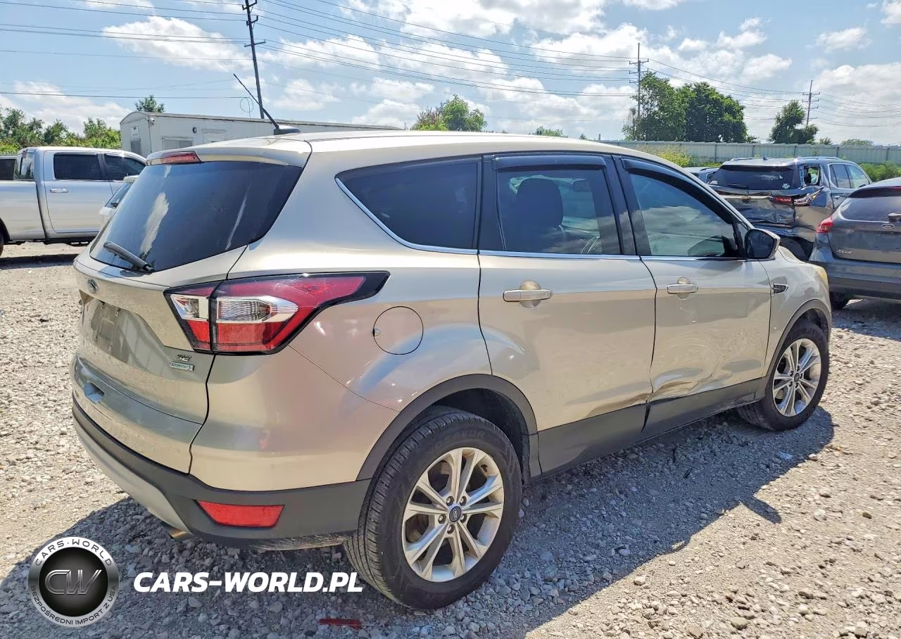 2017 Ford Escape Se VIN:1FMCU0GD1HUC78920 - 3