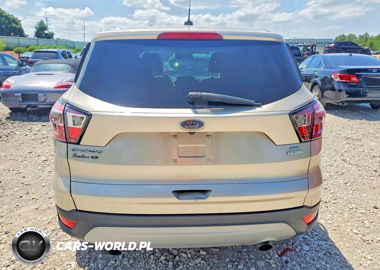 2017 Ford Escape Se VIN:1FMCU0GD1HUC78920 - 6