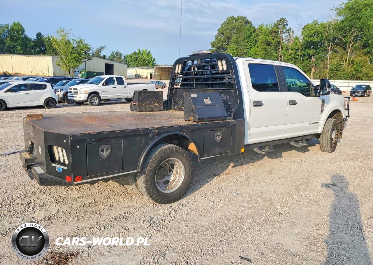 2019 Ford F350 Super Duty VIN:1FD8W3HT0KEC55444 - 3