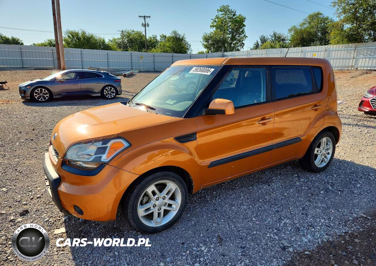 2011 Kia Soul +