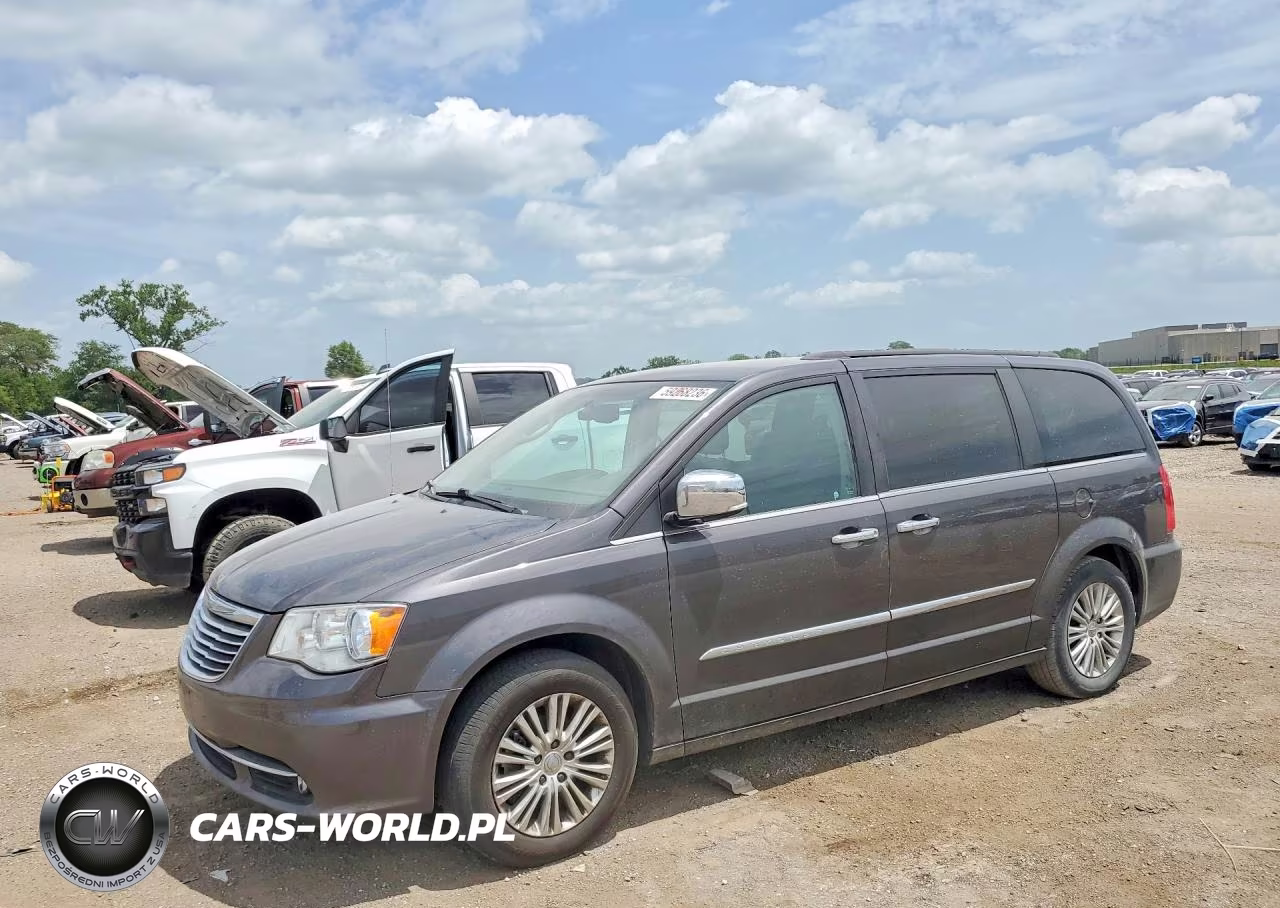 2015 Chrysler Town & Country Touring L – zdjęcie 1 z 13
