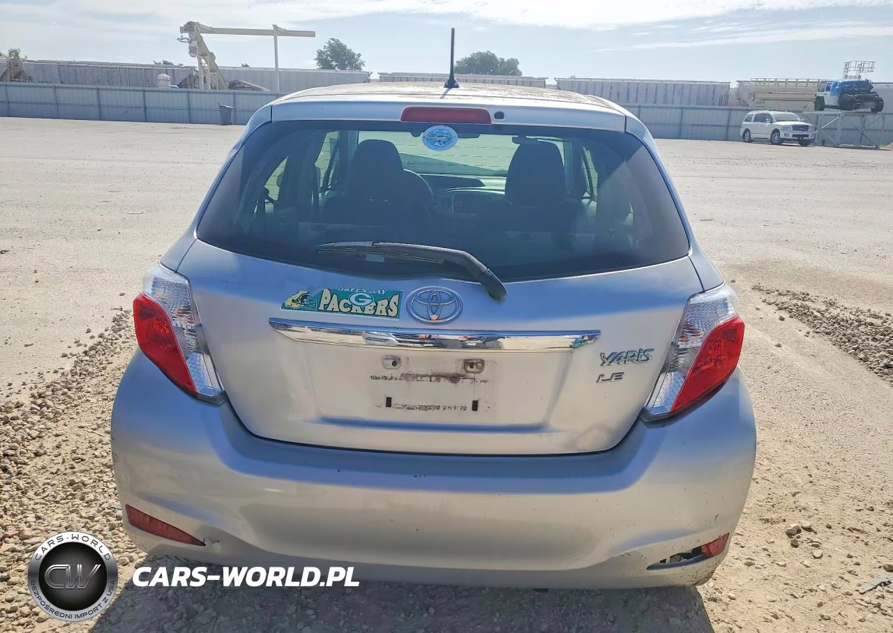 2012 Toyota Yaris 5-Door Le VIN:JTDKTUD38CD524196 - 6