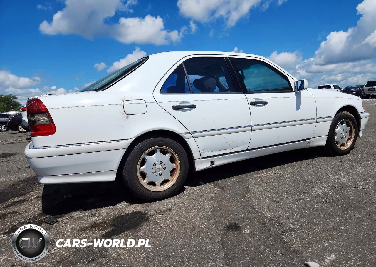 1999 Mercedes-Benz C 230 VIN:WDBHA24G7XA801482 - 3
