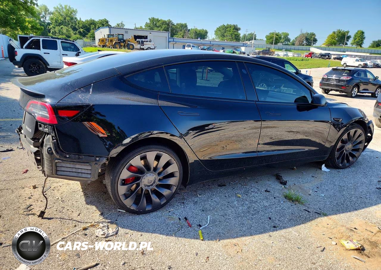 2023 Tesla Model 3 VIN:5YJ3E1EC2PF579639 - 3