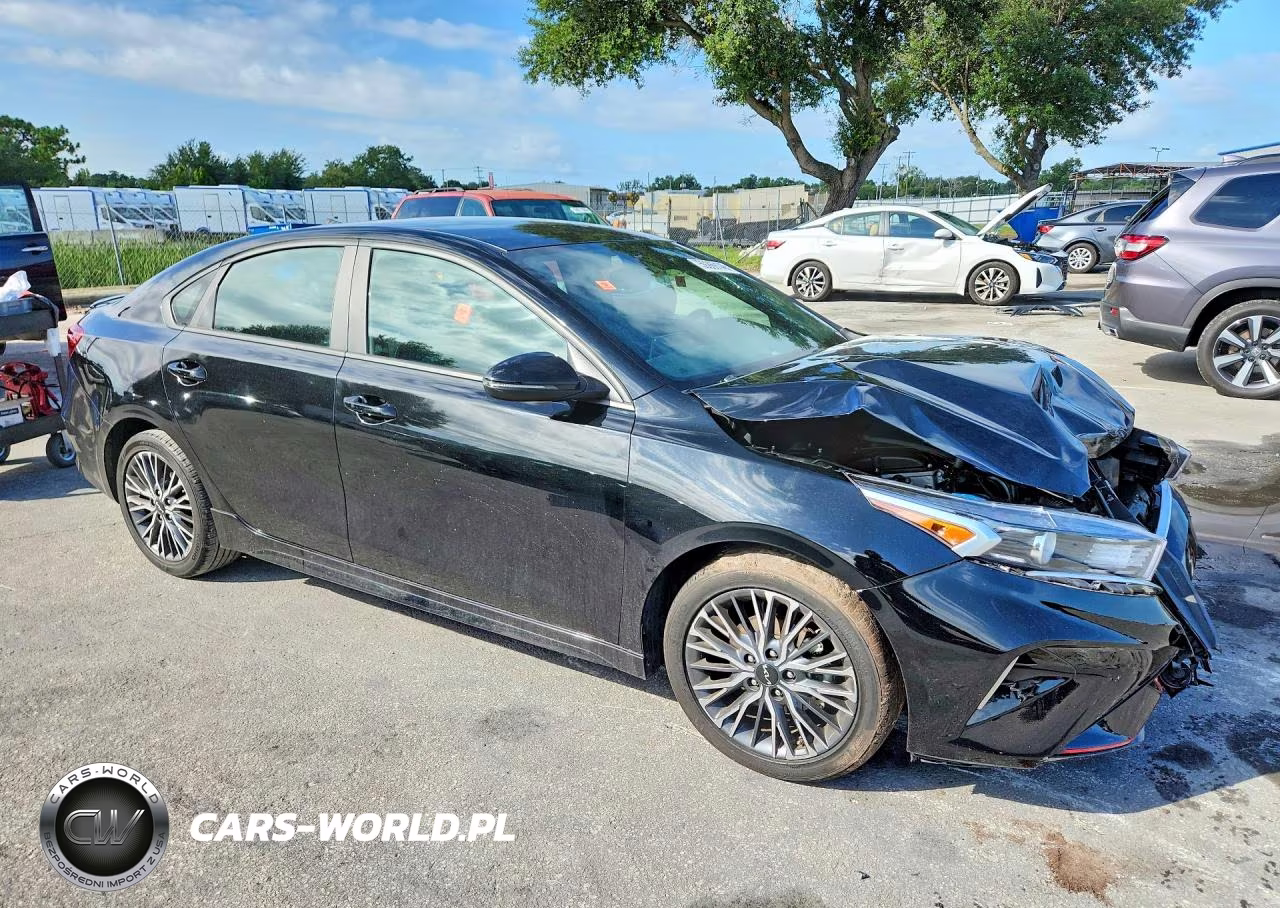 2026 Kia Forte Gt Line VIN:3KPF54AD0PE661145 - 4