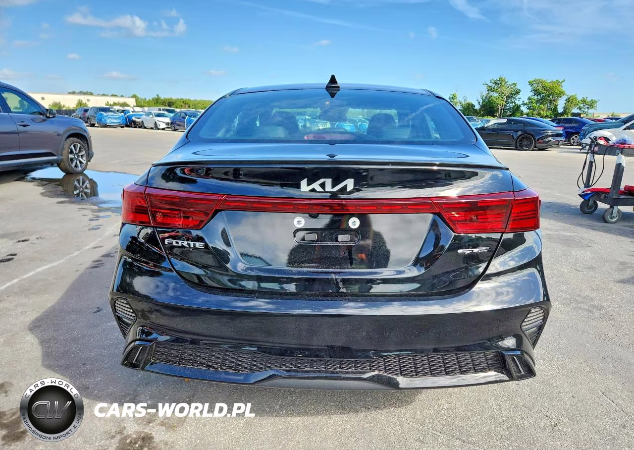 2026 Kia Forte Gt Line VIN:3KPF54AD0PE661145 - 6