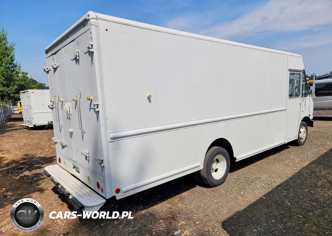 2015 Ford F59 Delivery Truck VIN:1F65F5KY6F0A10547 - 3