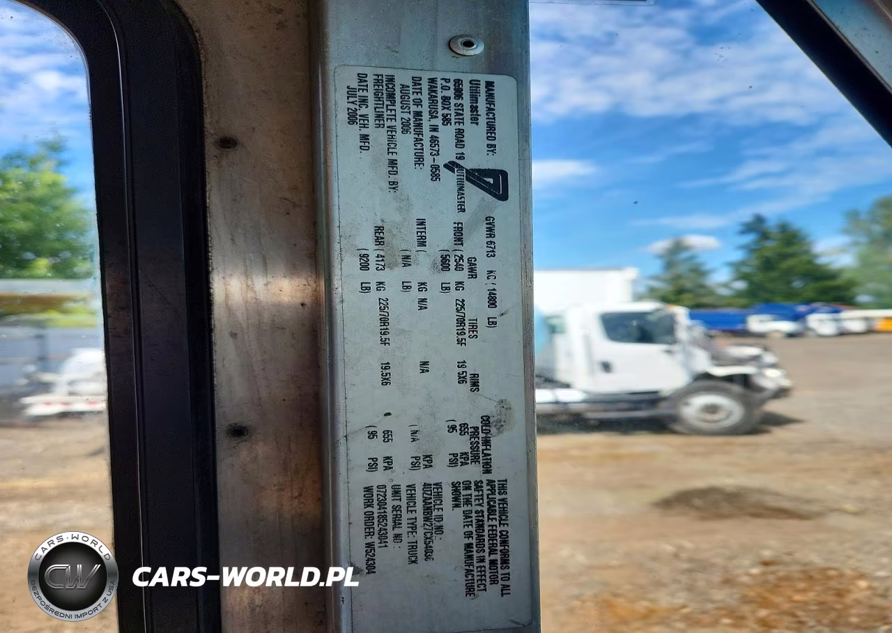 2007 Freightliner Mt45 Chassis Delivery Truck VIN:4UZAANBW27CX54036 - 13