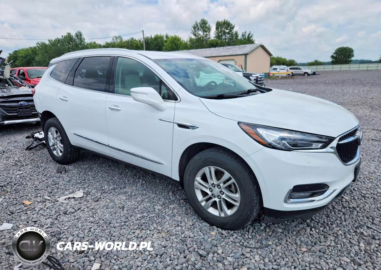 2018 Buick Enclave Essence VIN:5GAERBKW1JJ143626 - 4