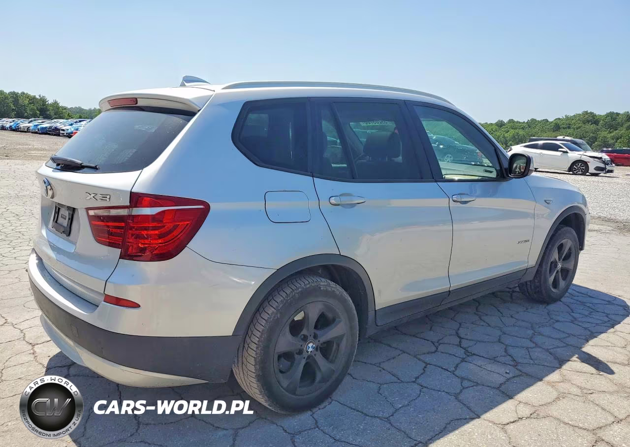 2012 BMW X3 xDrive28I VIN:5UXWX5C57CL724800 - 3