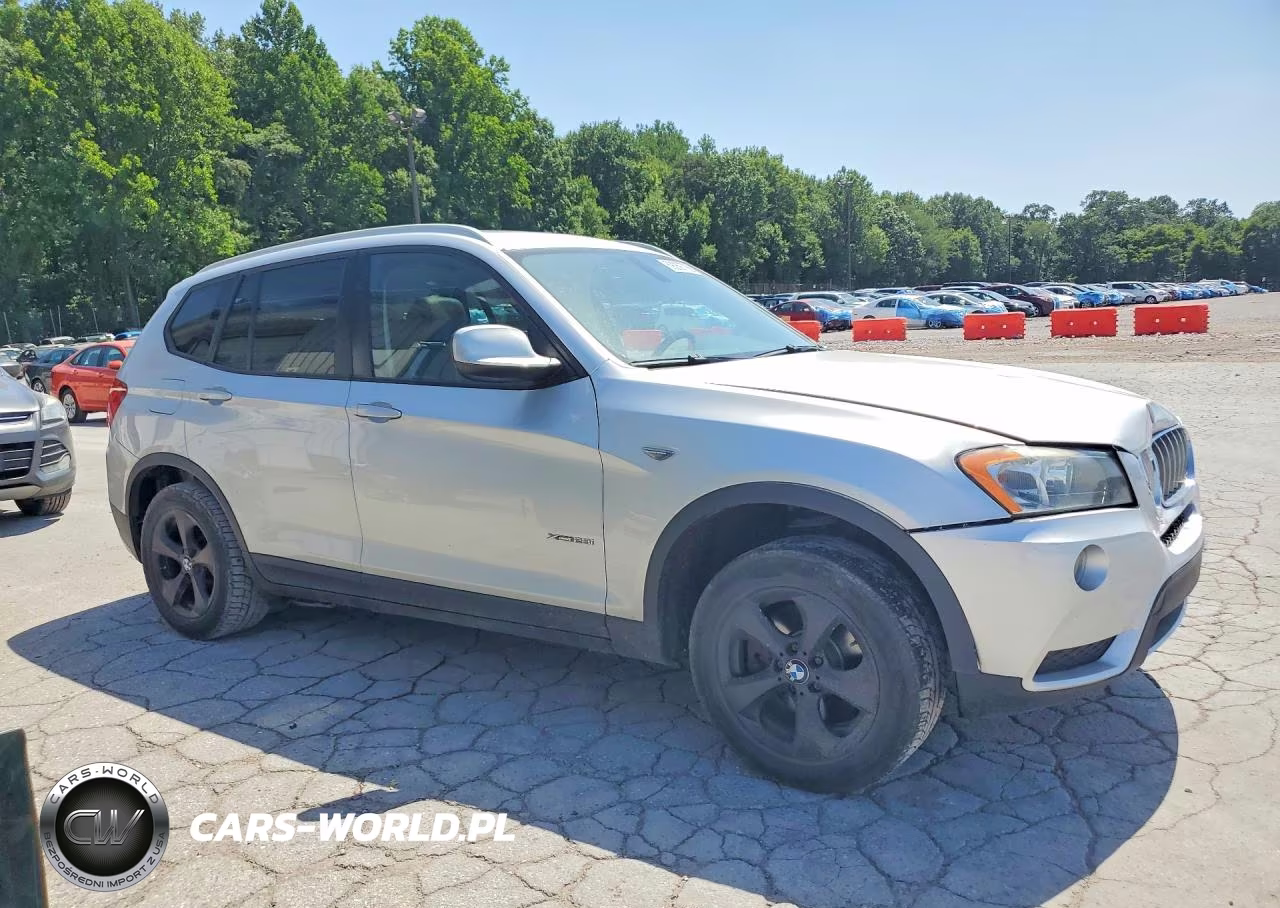 2012 BMW X3 xDrive28I VIN:5UXWX5C57CL724800 - 4