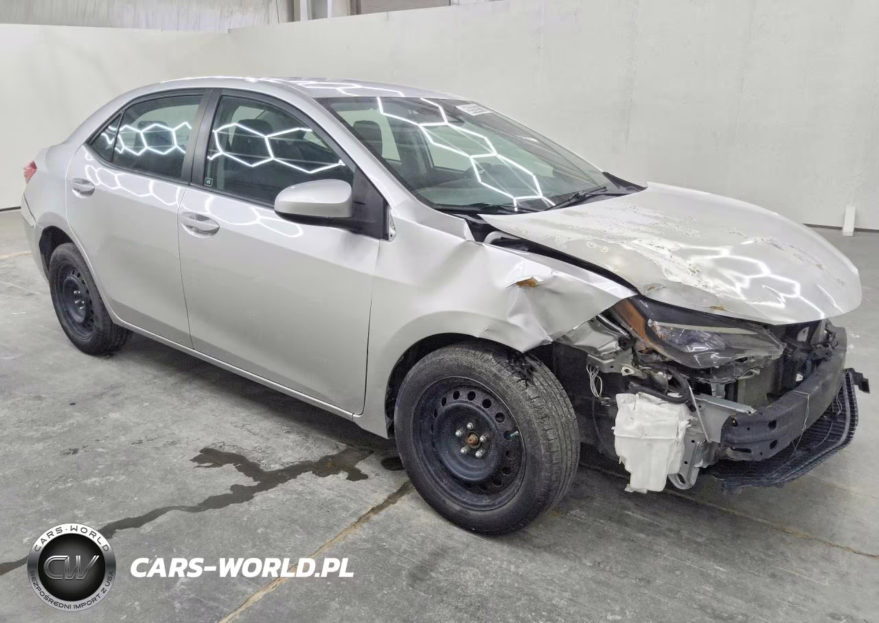 2018 Toyota Corolla Le VIN:2T1BURHE8JC088773 - 4