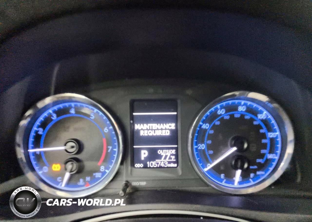 2018 Toyota Corolla Le VIN:2T1BURHE8JC088773 - 9