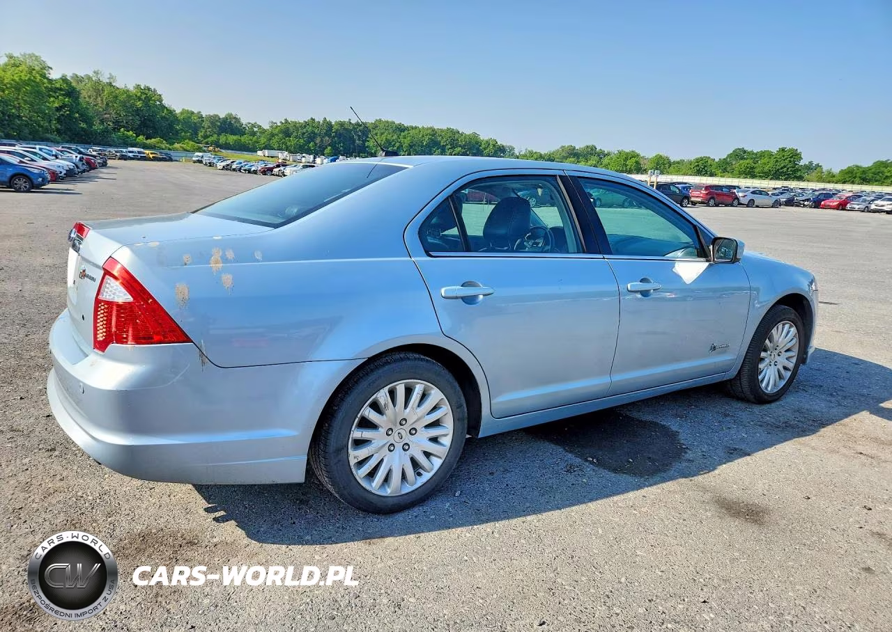 2010 Ford Fusion Hybrid VIN:3FADP0L37AR103765 - 3