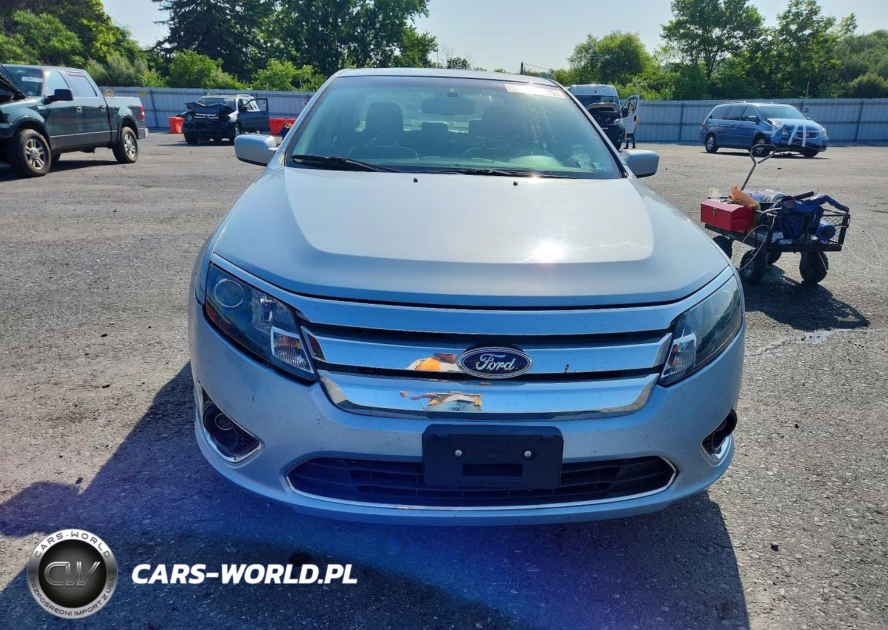 2010 Ford Fusion Hybrid VIN:3FADP0L37AR103765 - 5