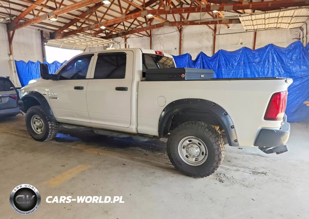 2018 Ram 2500 St VIN:3C6TR5CT8JG306678 - 2