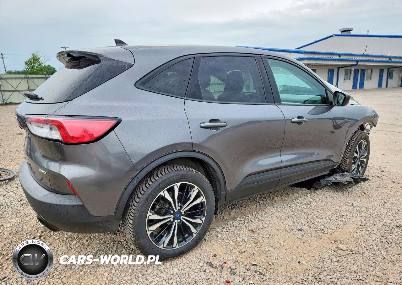2021 Ford Escape Se VIN:1FMCU9G66MUB17530 - 3