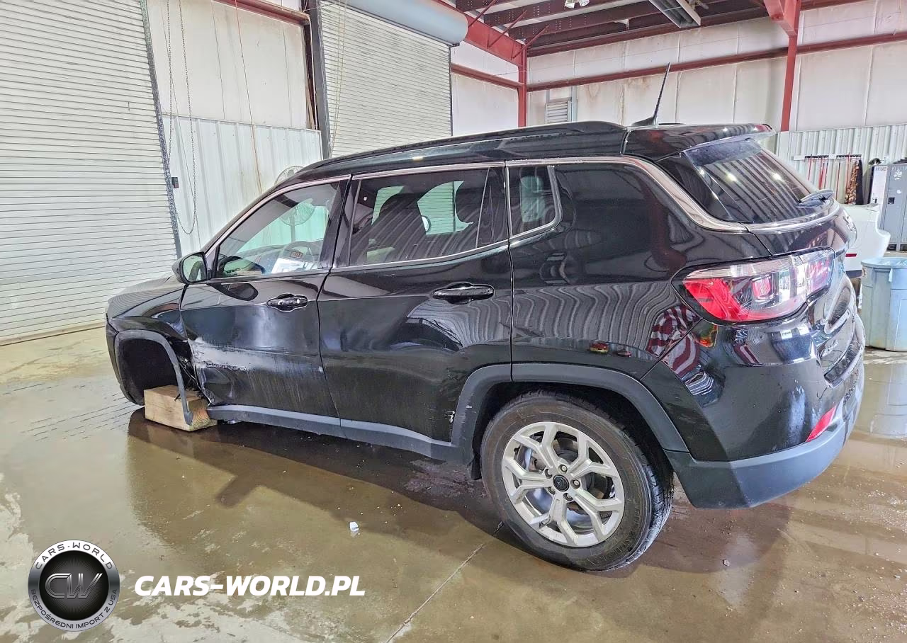 2025 Jeep Compass Latitude VIN:3C4NJDBN5ST548780 - 2