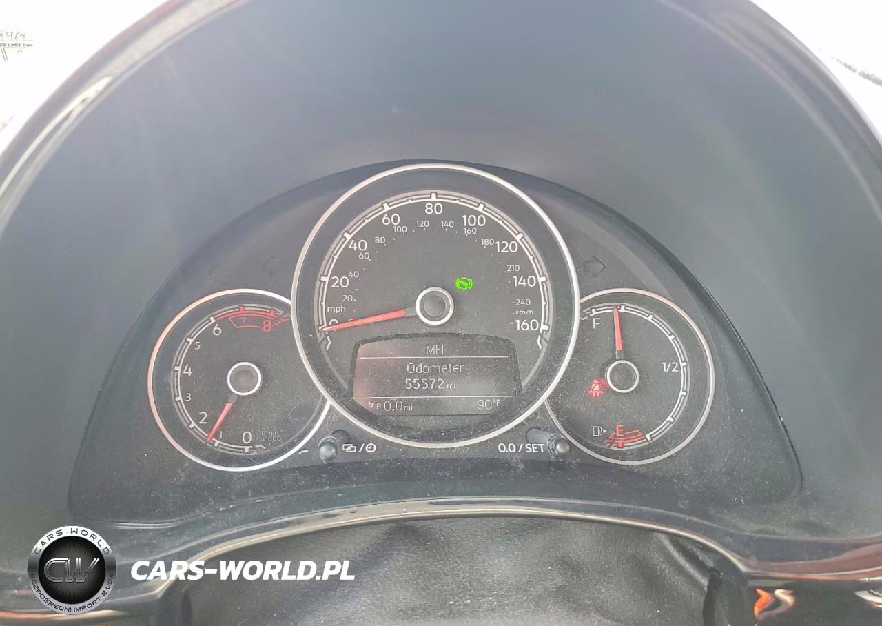 2018 Volkswagen Beetle S-Coast VIN:3VWFD7AT6JM714355 - 9
