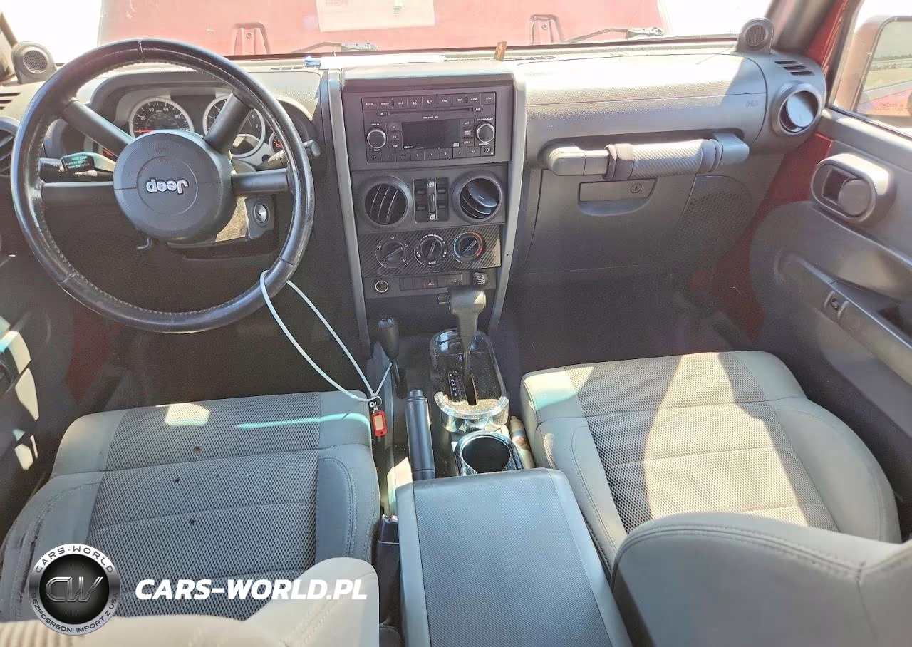 2007 Jeep Wrangler Sahara VIN:1J4GA59147L118267 - 8