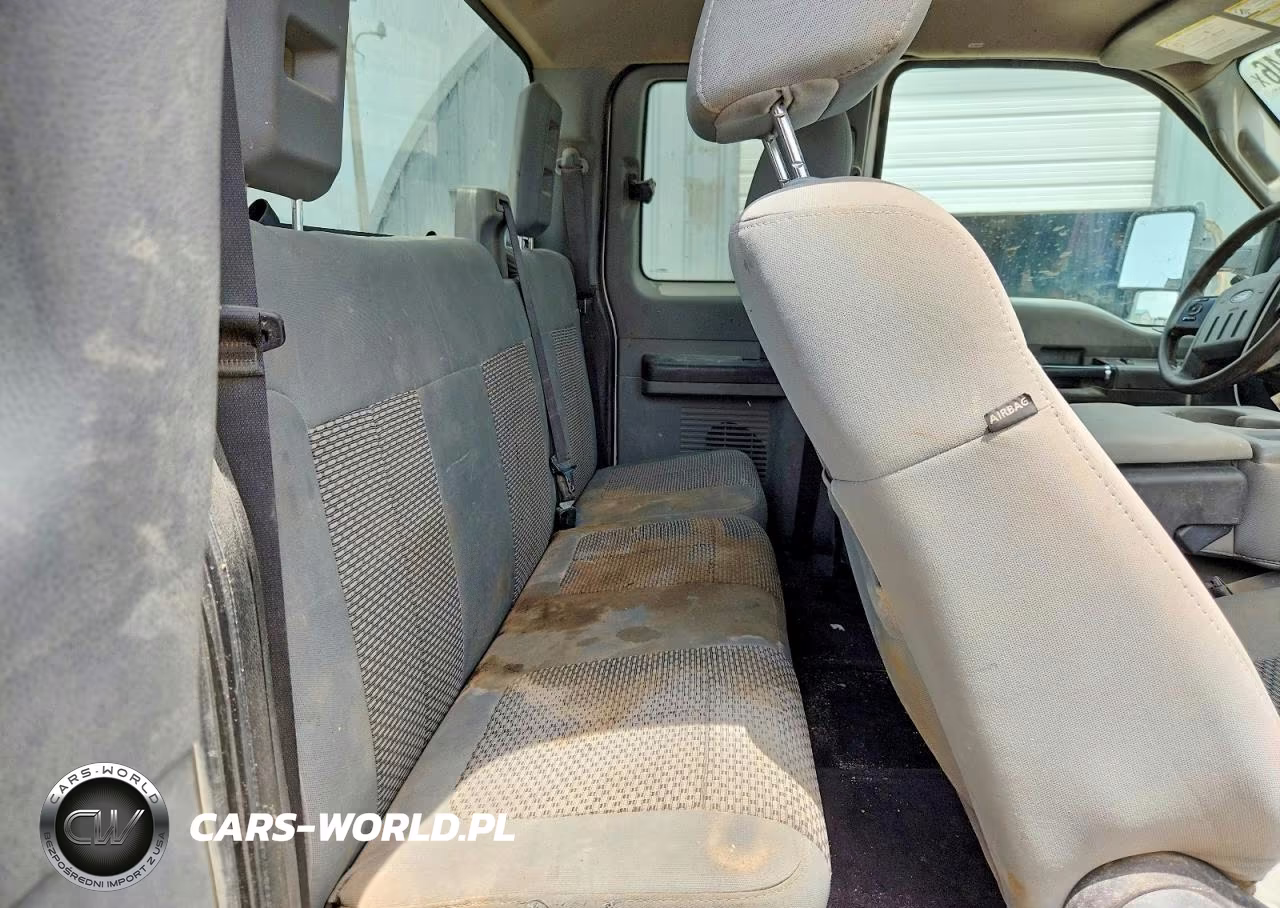 2011 Ford F250 Super Duty VIN:1FT7X2A66BEA69323 - 10