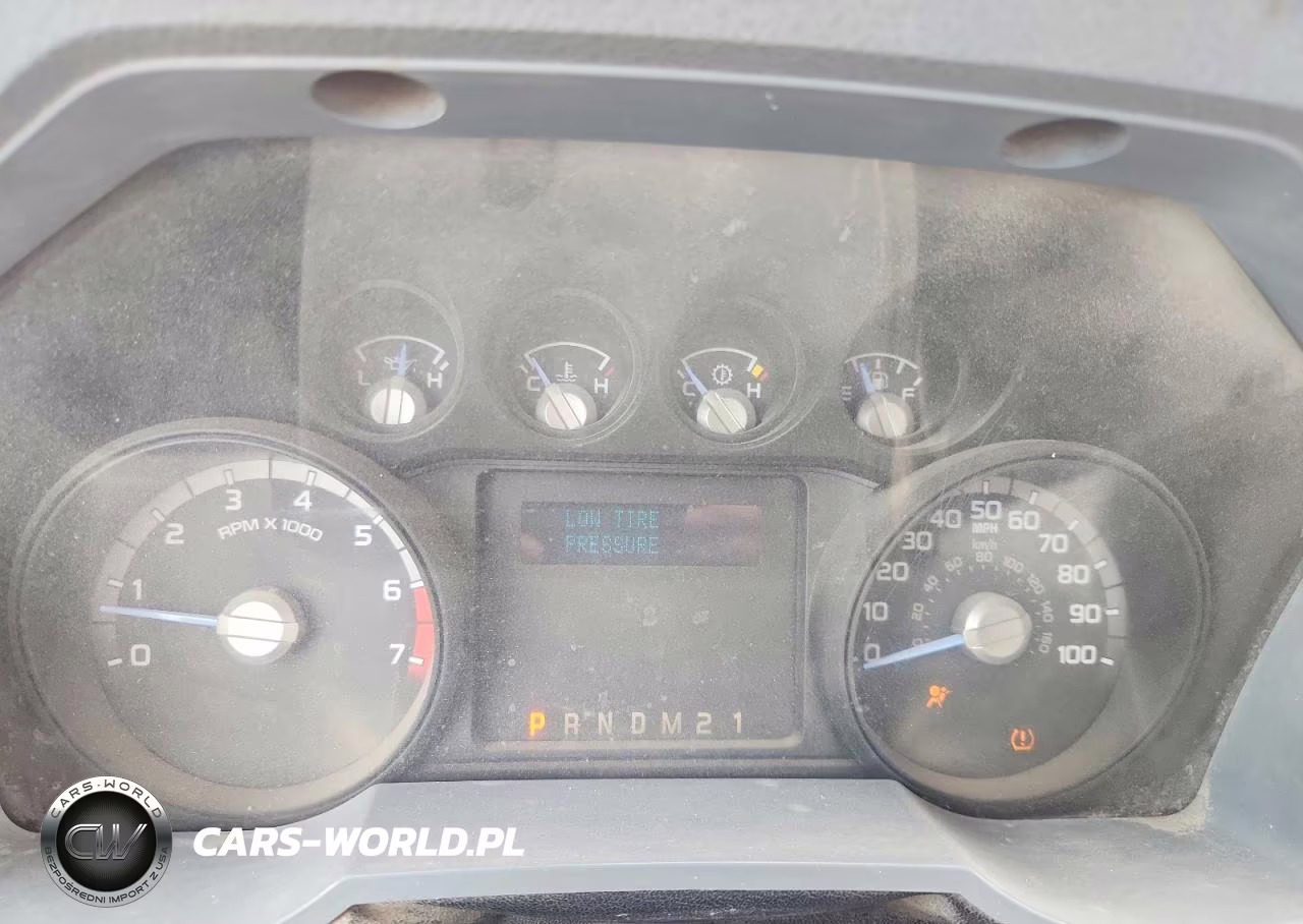2011 Ford F250 Super Duty VIN:1FT7X2A66BEA69323 - 9