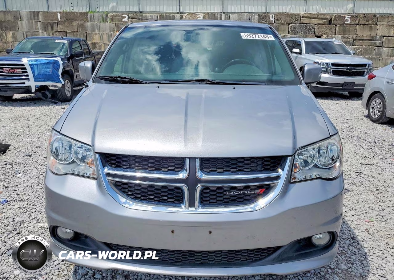 2017 Dodge Grand Caravan Sxt VIN:2C4RDGCGXHR800013 - 5