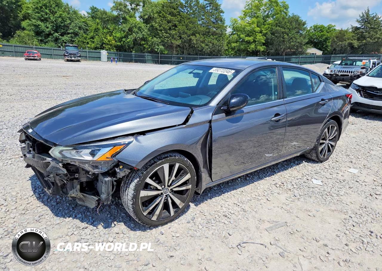 2019 Nissan Altima Sr – zdjęcie 1 z 13